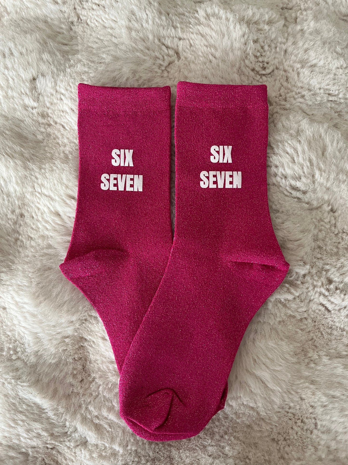 Chaussettes à paillettes " SIX SEVEN " rose