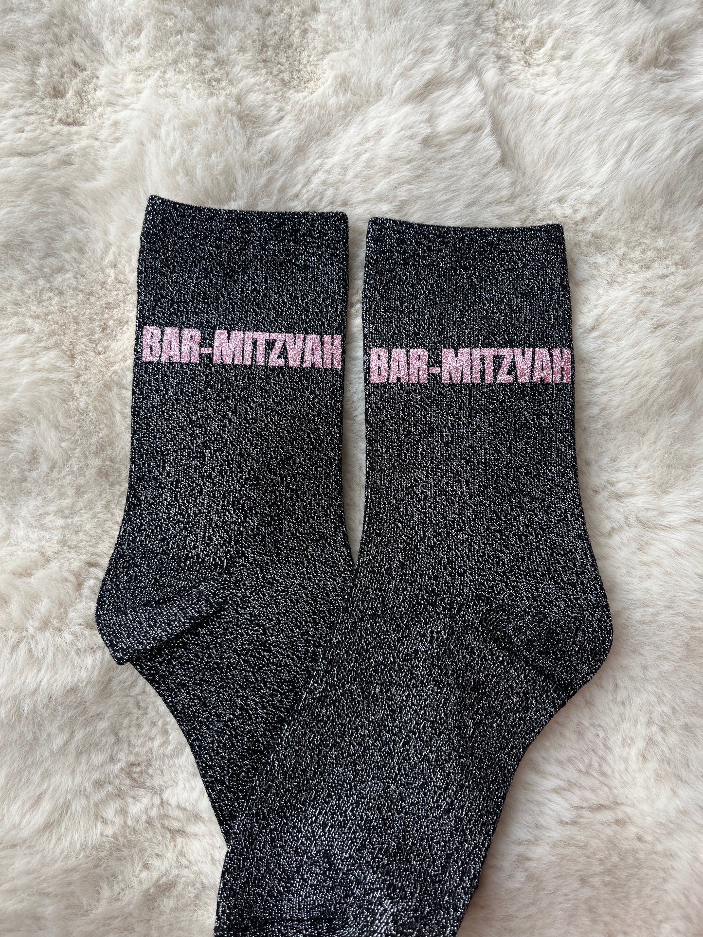 Chaussettes à paillettes " BAR- MITZVAH " noir et rose pailleté