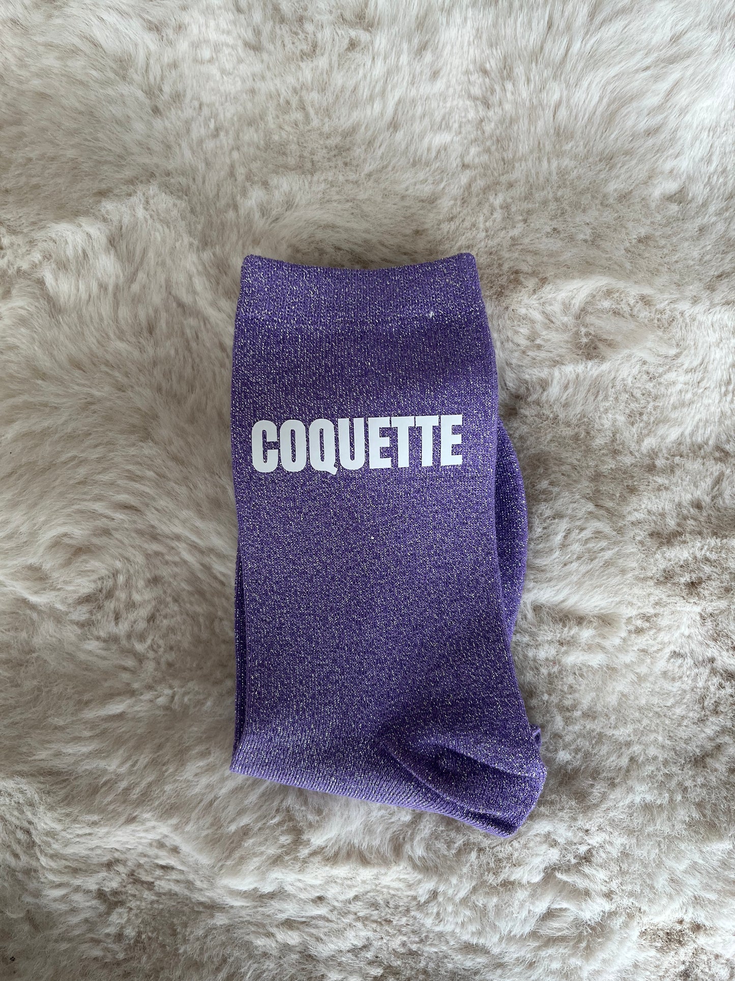 Chaussettes à paillettes " COQUETTE " lilas
