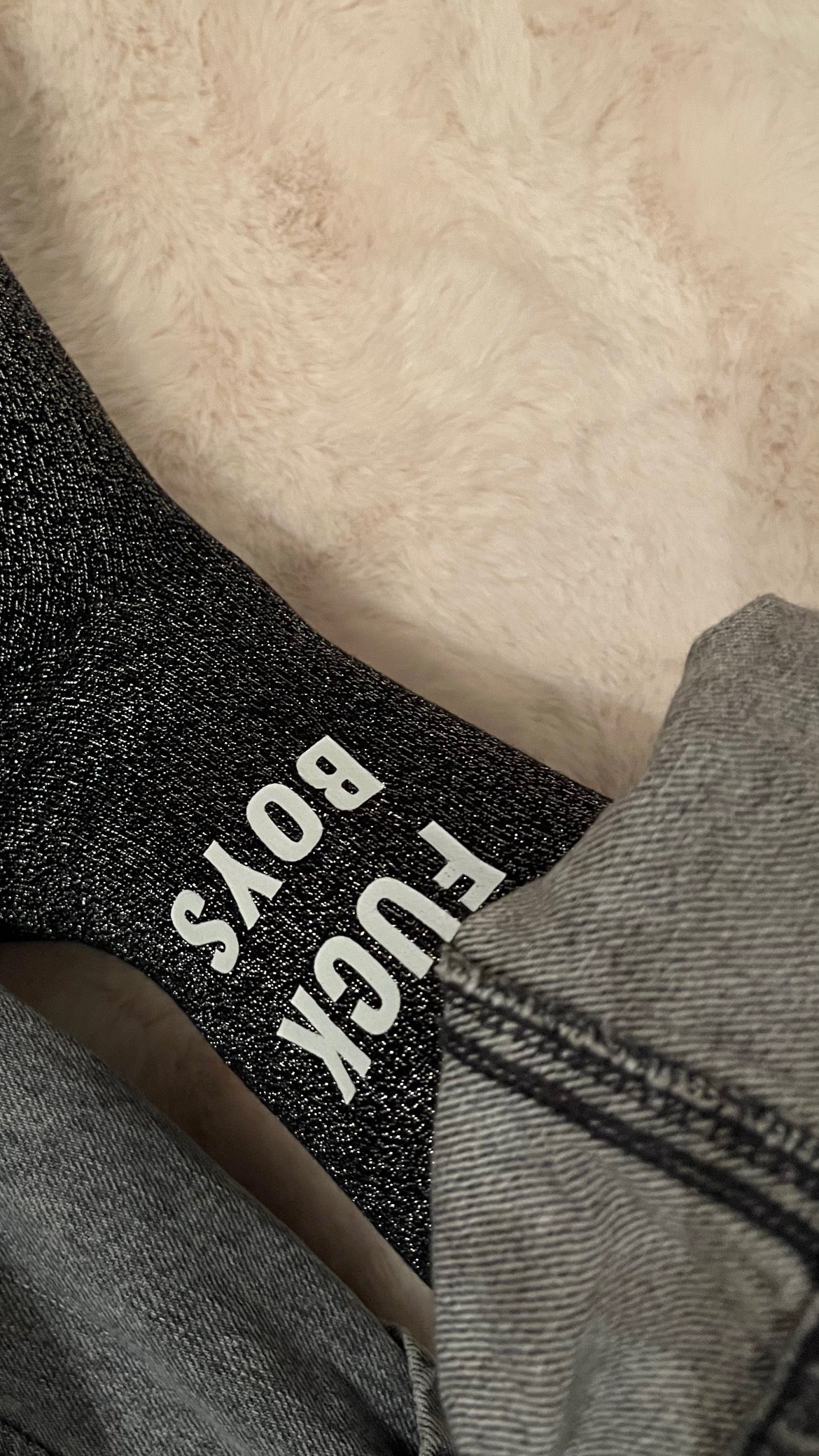 Précommande chaussettes paillettes " FUCK BOYS "