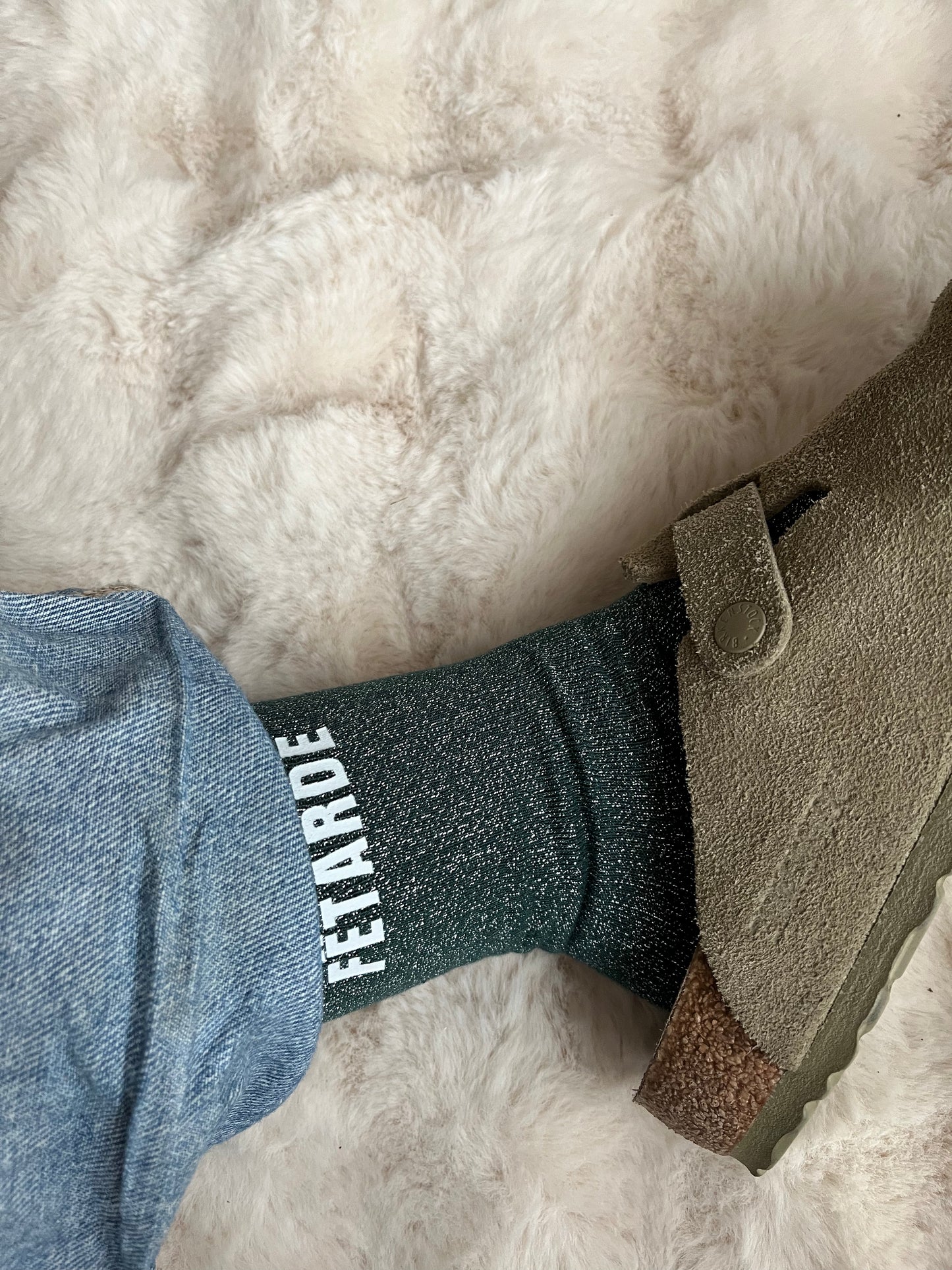 Précommande de chaussettes à paillettes " FêTARDE "