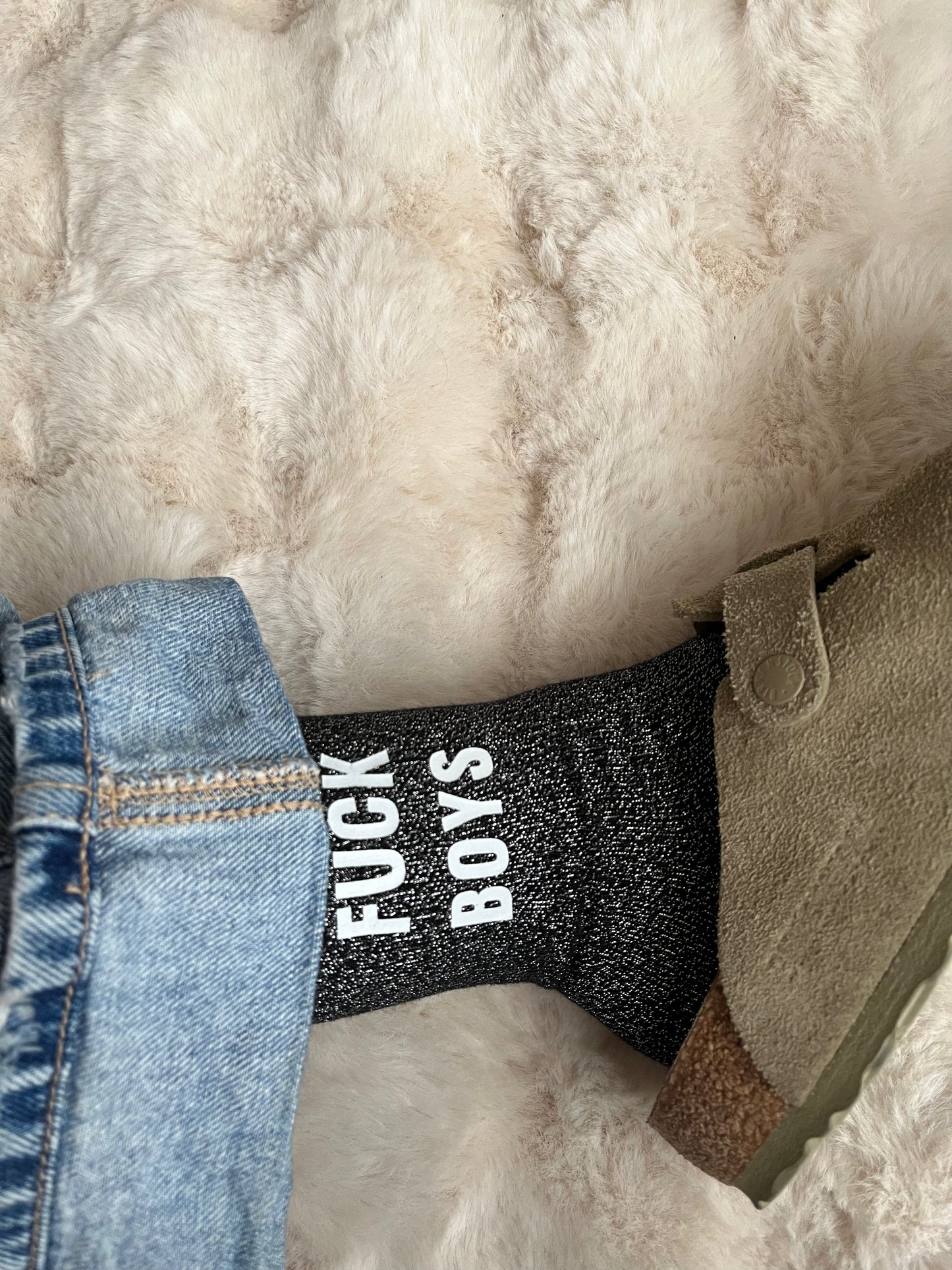 Précommande chaussettes paillettes " FUCK BOYS "
