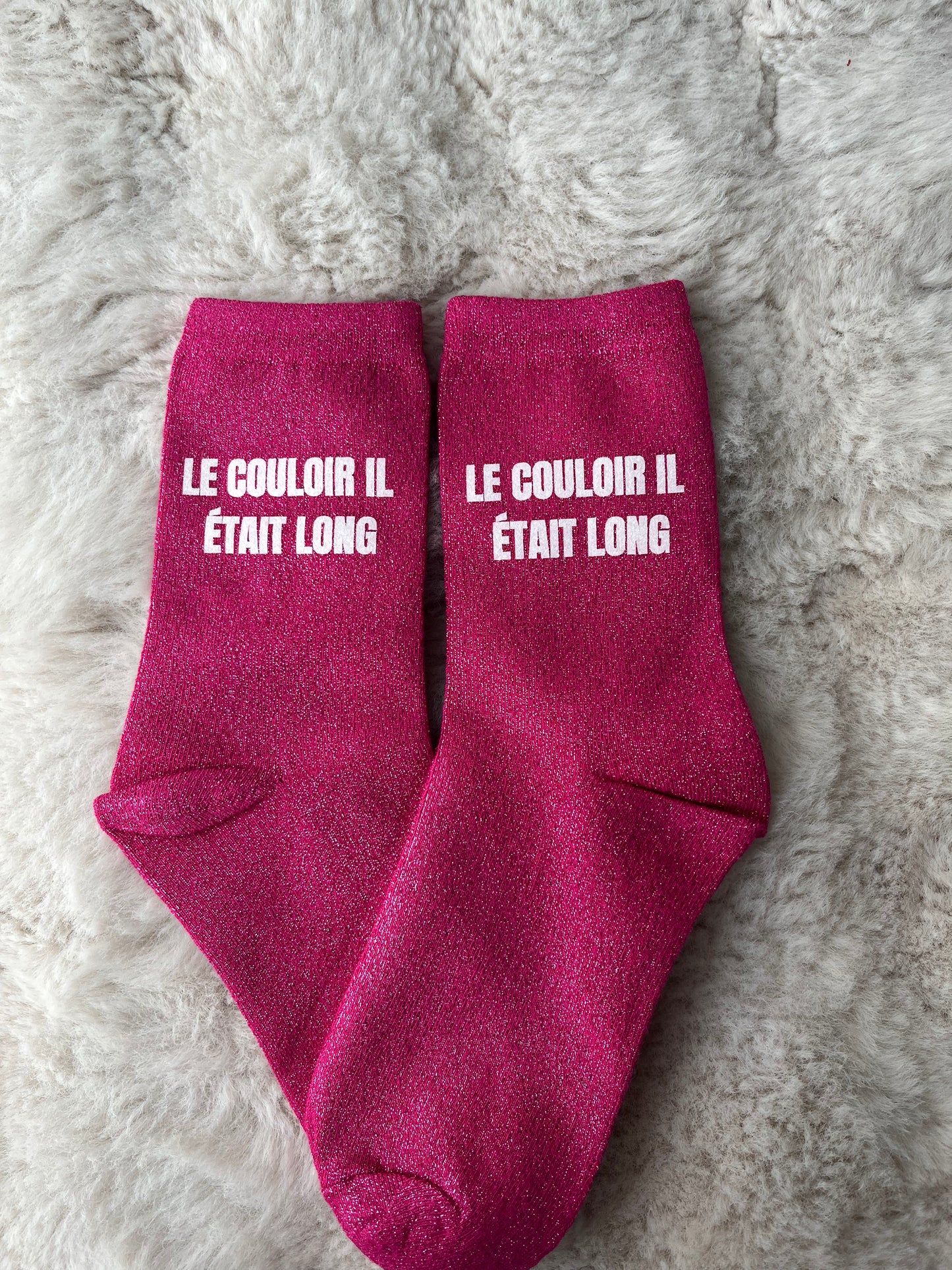 PRECOMMANDE Chaussettes à paillettes " LE COULOIR IL ETAIT LONG " rose