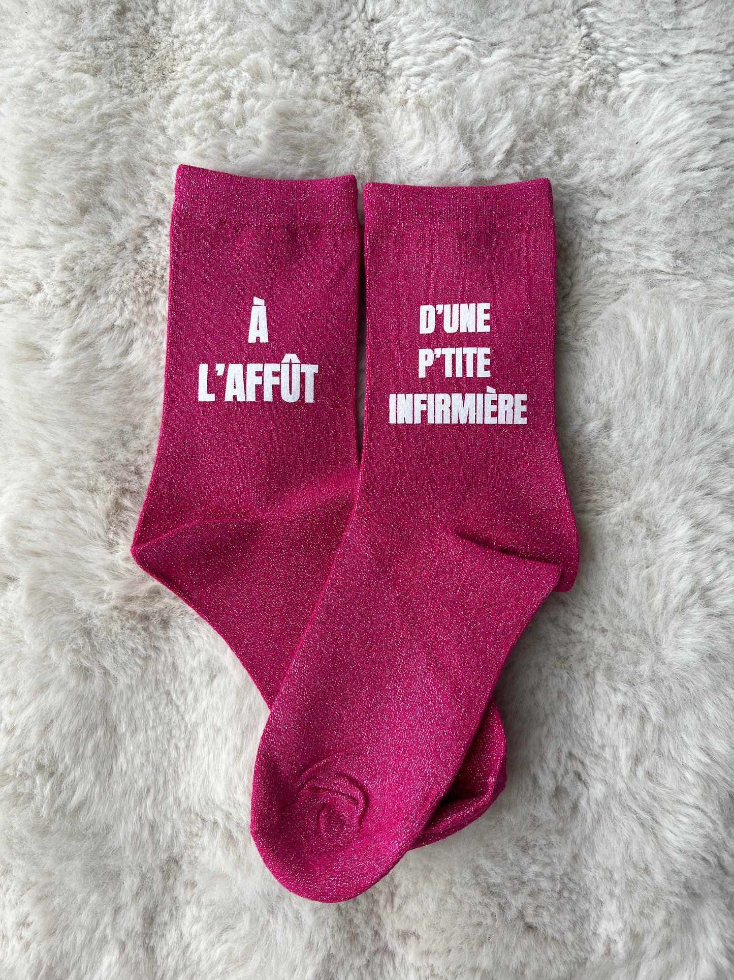 Chaussettes à paillettes " à l'affût d'une p'tite infirmière " ROSE